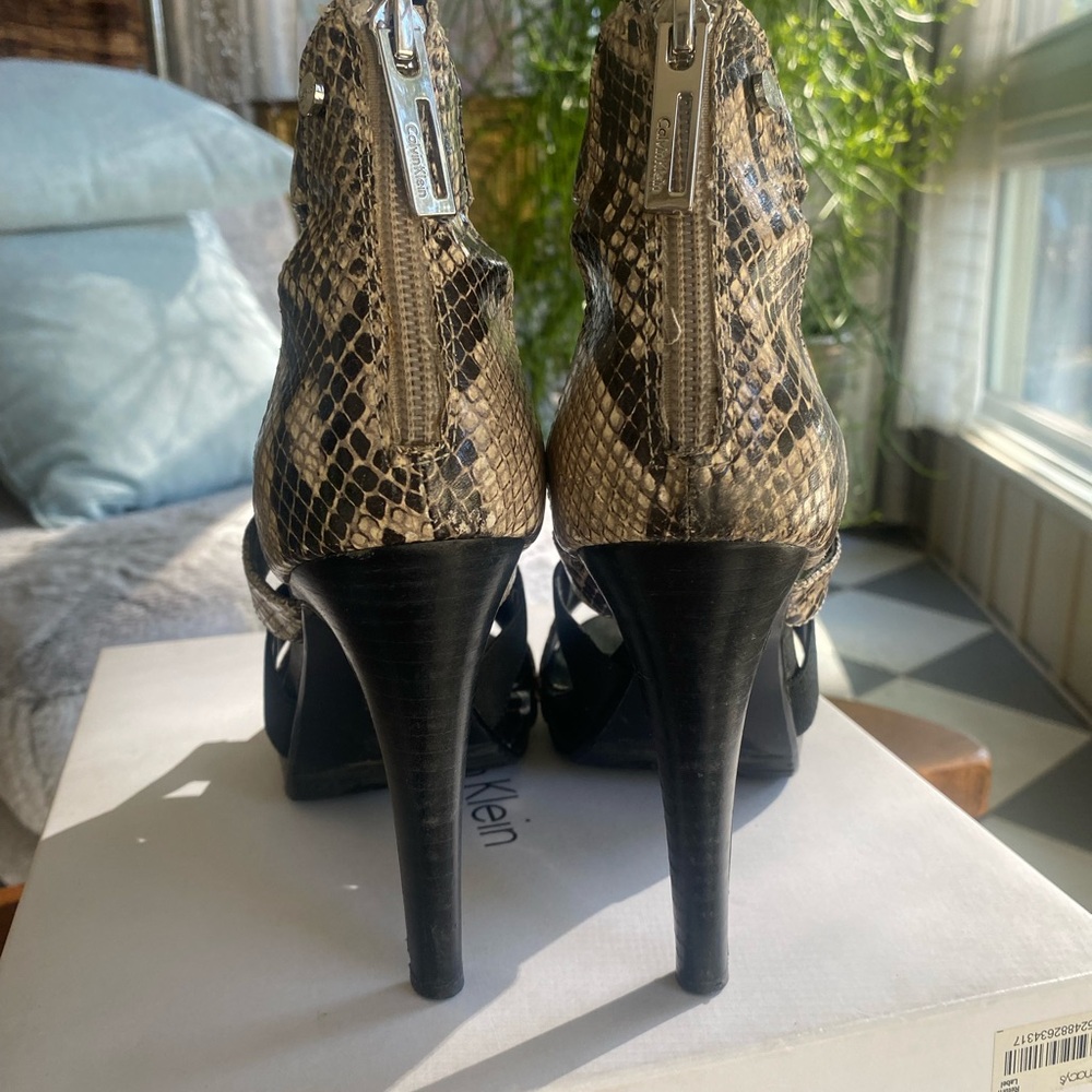 Calvin Klein heels - Picture 4 of 6